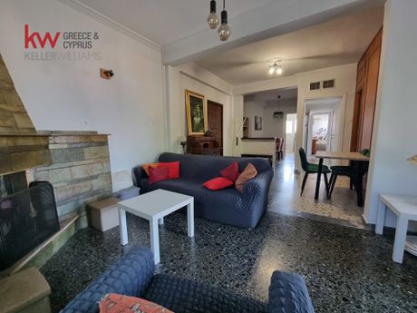 Διαμέρισμα 100τ.μ. για πώληση-Νέα μάκρη