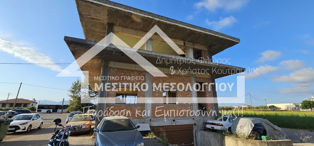 Επιχειρηματικό κτίριο 672,82 τ.μ. πρός πώληση, Αιτωλοακαρνανία, Ναύπακτος
