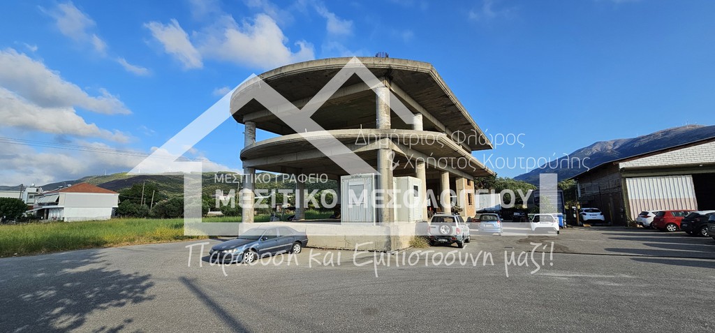 Επιχειρηματικό κτίριο 672,82 τ.μ. πρός πώληση, Αιτωλοακαρνανία, Ναύπακτος