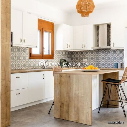 Apartment 133 sqm for sale, Heraklion Prefecture, Gazi