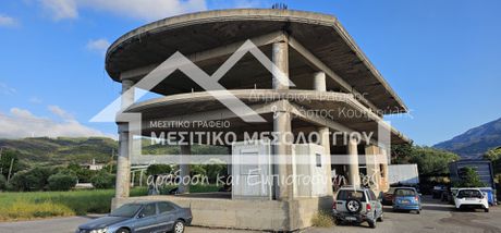Business bulding 672,82sqm for rent-Navpaktos