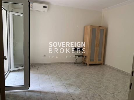 Studio 36sqm for rent-Kamara