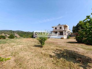Συγκρότημα διαμερισμάτων 600 τ.μ. για πώληση