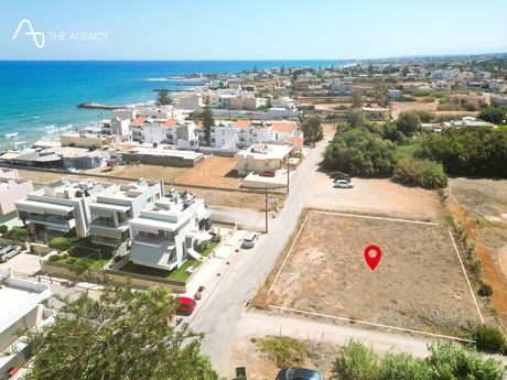 Land plot 847sqm for sale-Heraclion Cretes