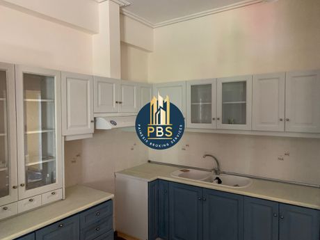Building 252sqm for sale-Nikaia