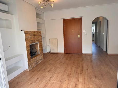 Apartment 92sqm for rent-Alimos » Center