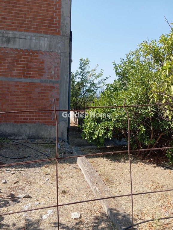 Κτίριο 264 τ.μ. προς πώληση, Κέντρο Ερέτριας