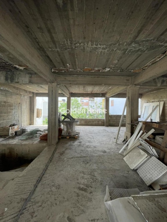 Επιχειρηματικό κτίριο 275 τ.μ. προς πώληση, Χανιόπορτα