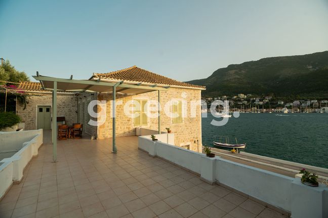 Ξενοδοχείο 215 τ.μ. για πώληση, Ν. Κεφαλονιάς, Ιθάκη