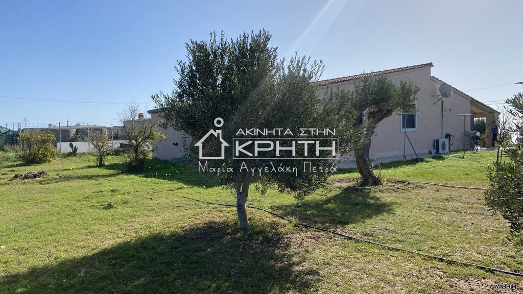Συγκρότημα διαμερισμάτων 367 τ.μ. πρός πώληση, Ν. Λασιθίου, Ιεράπετρα