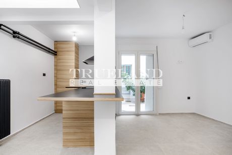 Apartment 53sqm for sale-Historic Center