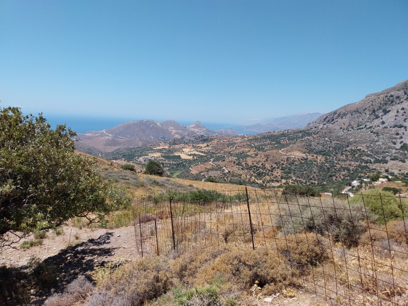 Αγροτεμάχια 1.230 τ.μ. πρός πώληση, Ν. Ρεθύμνου, Λάμπη