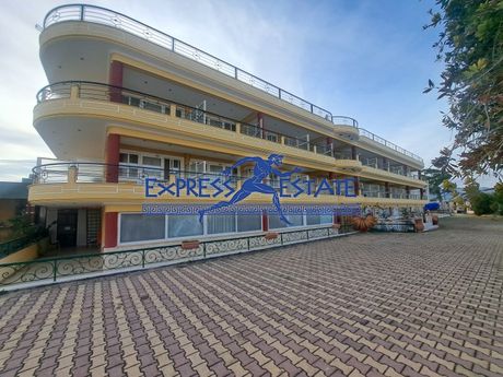 Hotel 2.500sqm for sale-Marathonas