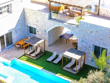 Villa 290sqm for sale-Rethimno