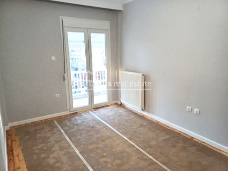 Office 93sqm for rent-Kalamaria » Center