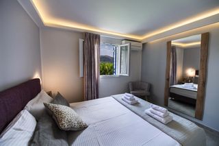 Συγκρότημα διαμερισμάτων 600 τ.μ. για πώληση, Ν. Λευκάδας, Λευκάδα-thumb-11
