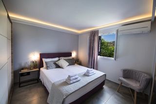 Συγκρότημα διαμερισμάτων 600 τ.μ. για πώληση, Ν. Λευκάδας, Λευκάδα-thumb-6