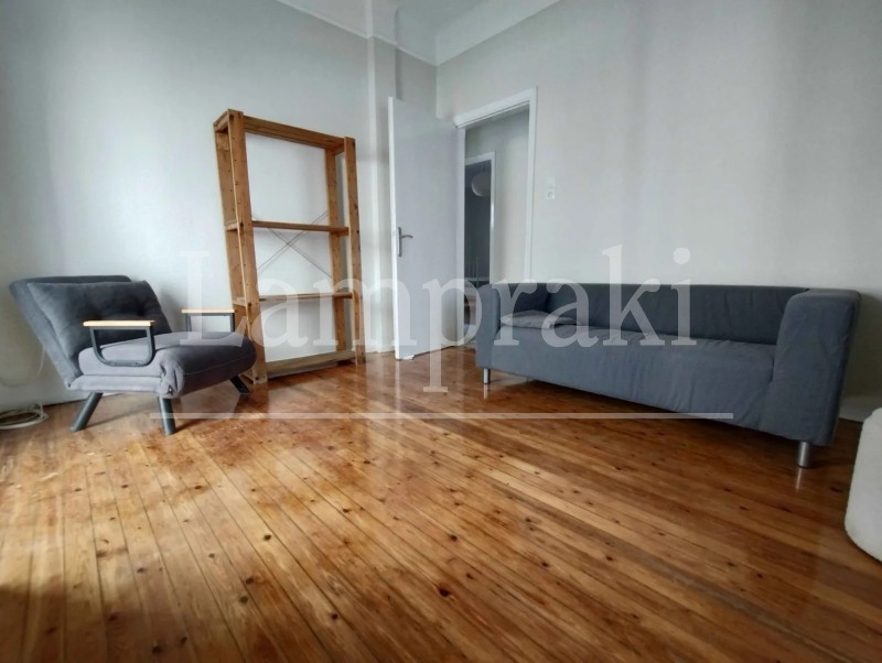Studio / γκαρσονιέρα 60 τ.μ. προς ενοικίαση, Μπότσαρη