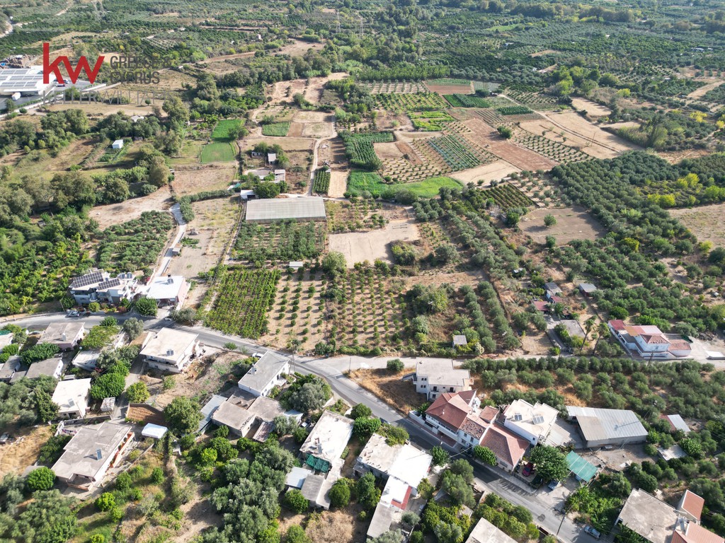 Οικόπεδο 2.210 τ.μ. προς πώληση, Στύλος