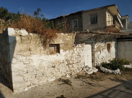 Land plot 170sqm for sale-ΚOronias