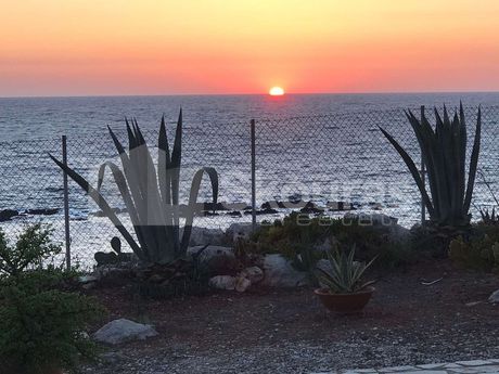 Detached home 140sqm for sale-Methoni