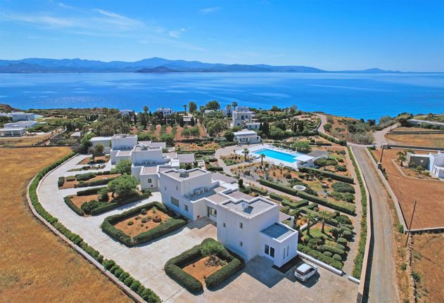Apartment complex 900 sqm for sale, Cyclades, Paros