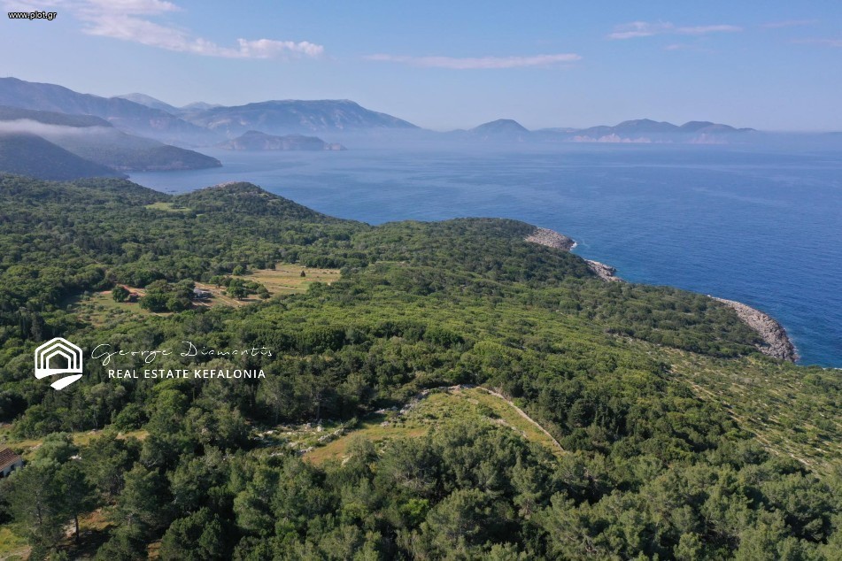 Οικόπεδο 2.073 τ.μ. πρός πώληση, Ν. Κεφαλονιάς, Κεφαλονιά