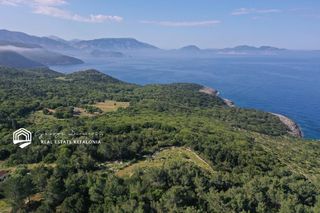 Land plot 2.073 sqm for sale