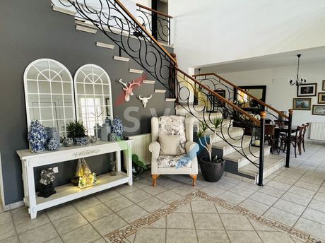 Μονοκατοικία 350τ.μ. για πώληση-