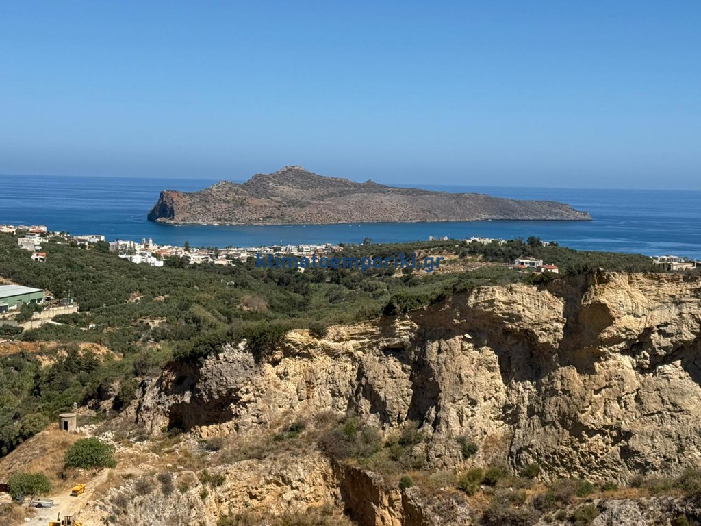 Οικόπεδο 8.011 τ.μ. προς πώληση, Αγία Μαρίνα Νέας Κυδωνίας