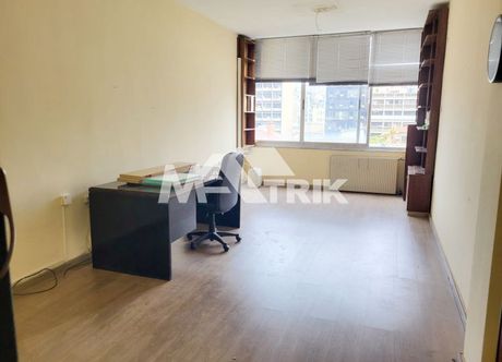 Γραφείο 32τ.μ. για ενοικίαση-Κέντρο