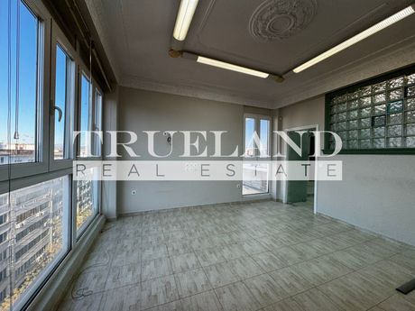 Office 45sqm for rent-Exarchia - Neapoli