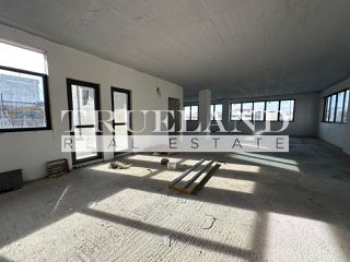 Γραφείο 360 τ.μ. για πώληση
