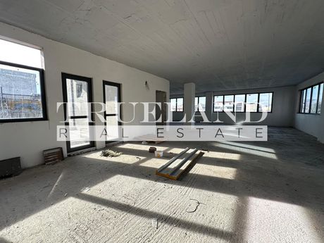 Business bulding 800sqm for sale-Sepolia - Skouze