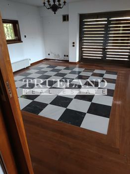 Detached home 541,1sqm for sale-Penteli