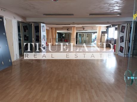 Business bulding 598sqm for sale-Agia Varvara