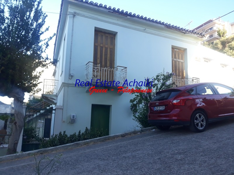 Μονοκατοικία 90 τ.μ. προς πώληση, Κέντρο Αιγίου