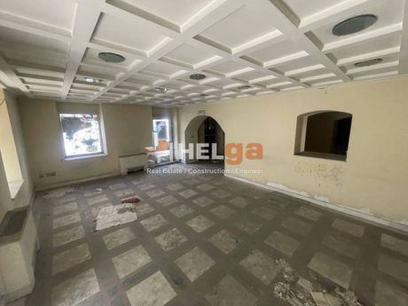 Business bulding 720 sqm for rent