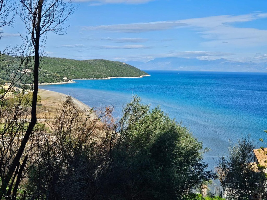 Οικόπεδο 4.300 τ.μ. προς πώληση, Κασσιόπη