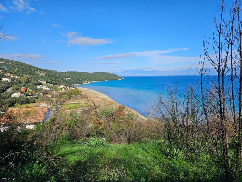 Οικόπεδο 4.300 τ.μ. προς πώληση, Κασσιόπη