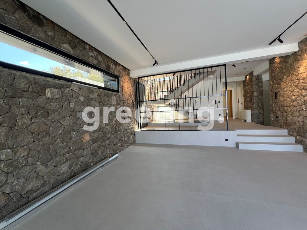 Μονοκατοικία 280 τ.μ. προς πώληση, Σαλαμίνα