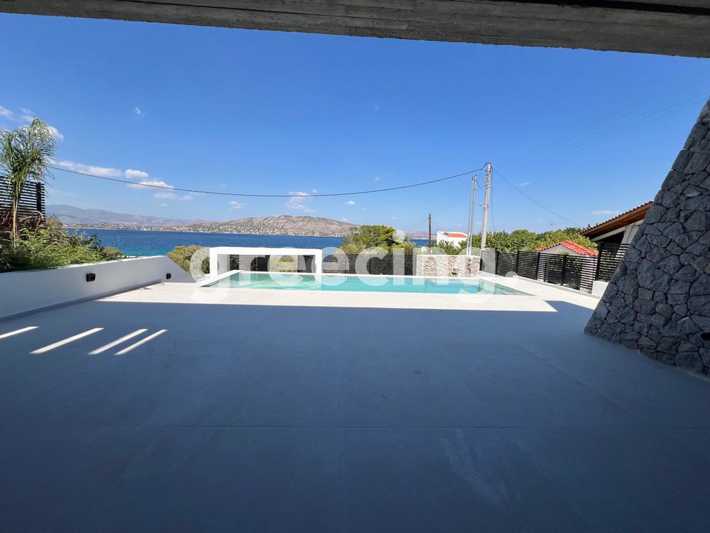 Μονοκατοικία 280 τ.μ. προς πώληση, Σαλαμίνα
