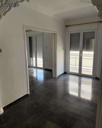 Apartment 84 sqm for rent, Piraeus, Piraiki