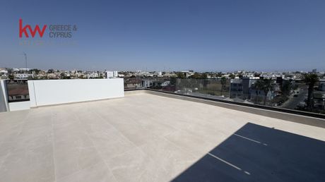 Apartment 82sqm for sale-Larnaca (Center)