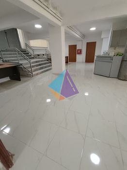Κατάστημα 210τ.μ. για ενοικίαση-Σεπόλια - σκουζέ