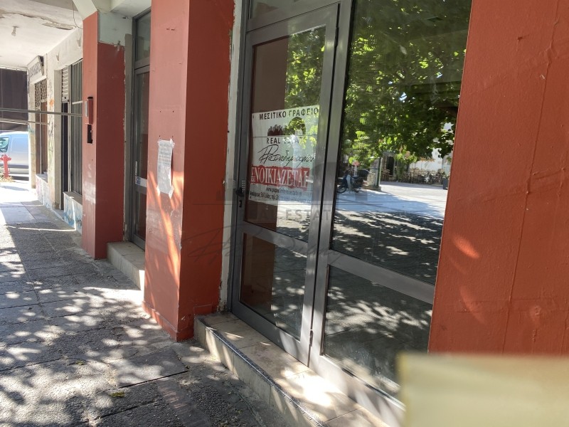 Κατάστημα 56 τ.μ. προς ενοικίαση, Παλαιά Βόλου
