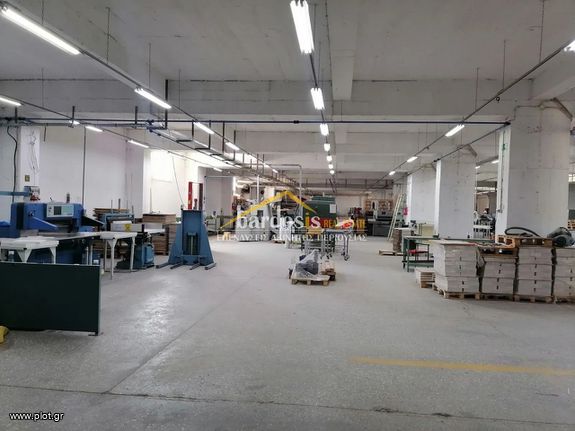 Επιχειρηματικό κτίριο 1.600 τ.μ. προς ενοικίαση