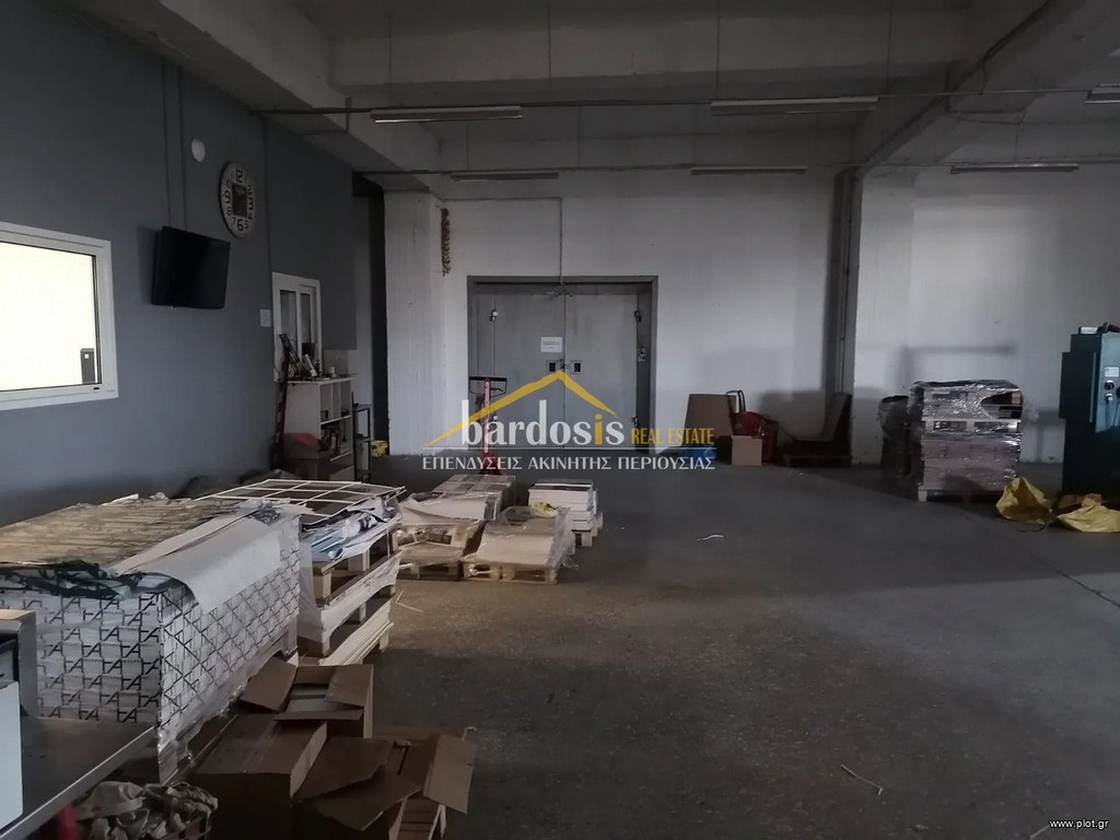 Business bulding 1.600 sqm for rent, Metamorfosi, Attica