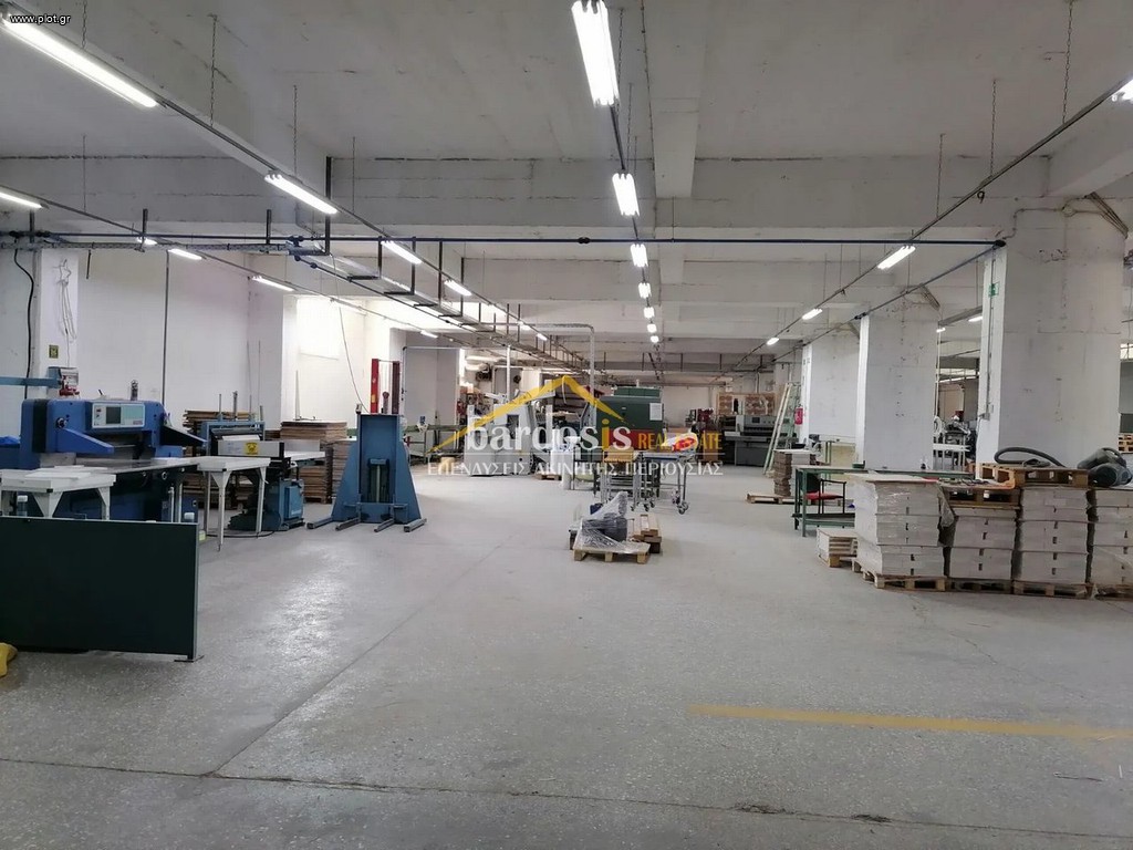 Business bulding 1.600 sqm for rent, Metamorfosi, Attica