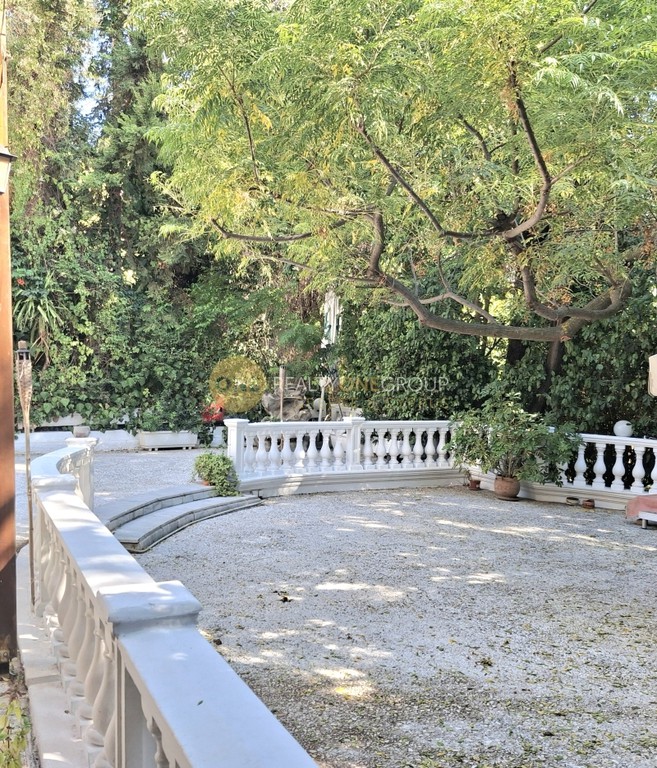 Κατάστημα 600 τ.μ. προς πώληση, Κέντρο Αμαρουσίου